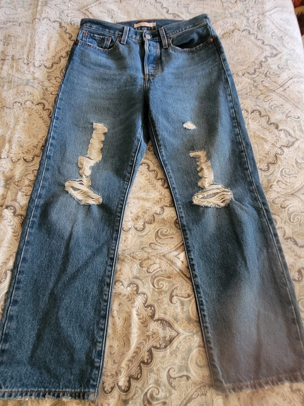 Levi's Distressed Wedgie  Straight-Leg Jeans in Medium Blue